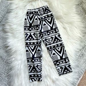 Tribal Print Stretch Leggings
